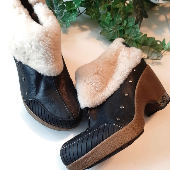 JAMBU "HOLLAND" leather and sherpa NWOT clog shooties with side zipper - Picture 6 of 6